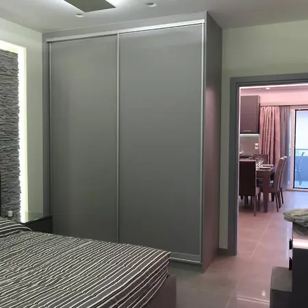 πολυτελεσ διαμερισμα στην αυλιδα ευβοια *